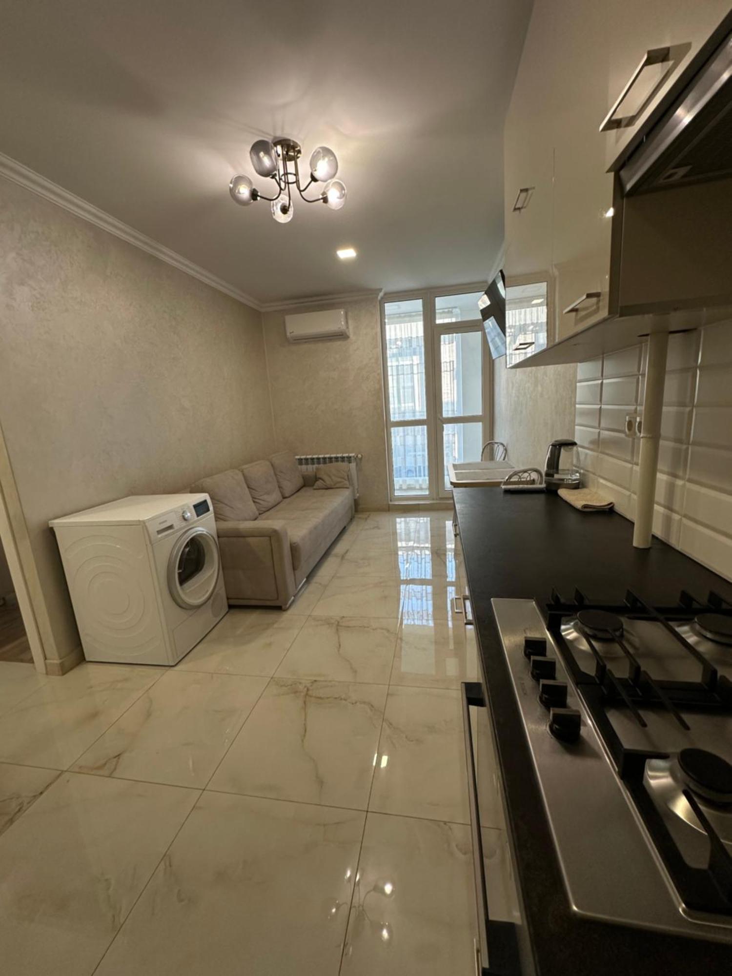 Appartamento Avalon On Lypynskogo Street Leopoli Esterno foto